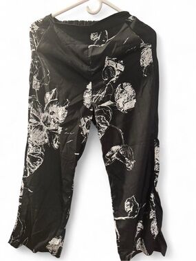 Black Floral Wide-Leg Pants - Women